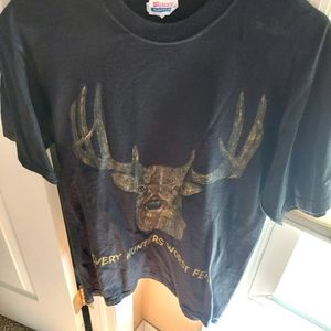 Very nice vintage deer hunters t-shirt